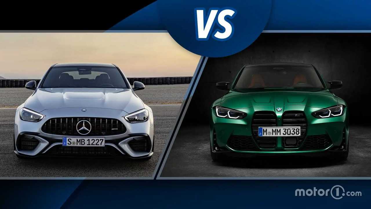 Une voiture grise (Mercedes amg c63) et une voiture verte (bmw m3) côte à côte avec un signe de VS entre les deux